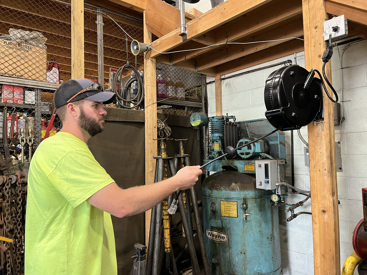 Alert Stamping 8645TFI Heavy Duty 12/3 45 Foot 20 Amp Single Tap Industrial Retractable Extension Cord Reel - E.S.N Tools