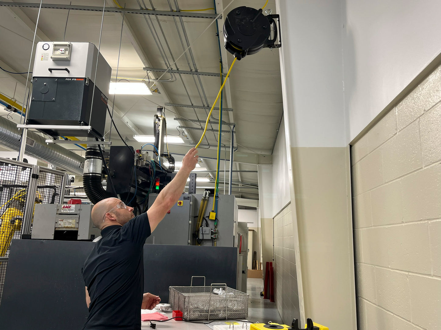 Retractable Extension Cord | Single Tap Industrial Retractable Extension Cord Reel - E.S.N Tools