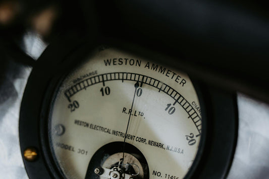 DEWALT Automotive Inflator Pressure Consistency Tested Across 211 Service Calls — The Variance That Affects Tire Safety