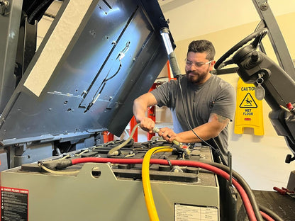 Alert Retractable Cord Reel with LED Work Light, 20' 18/2 SVT, 300 Lumens; ProReel 920LSM - E.S.N Tools